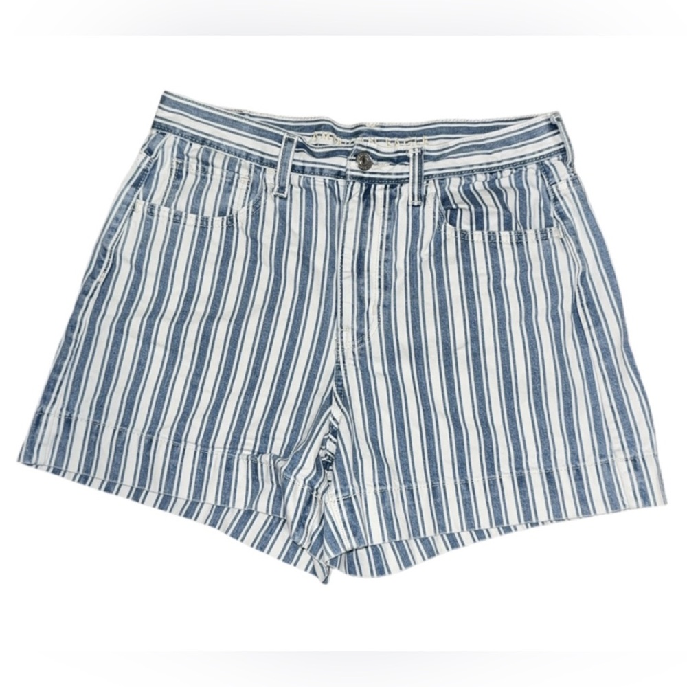 American Eagle High Waisted Shorts